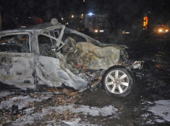 Пассажир иномарки сгорел на трассе в Кирсановском районе до приезда медиков: машина вспыхнула после столкновения с грузовиком 