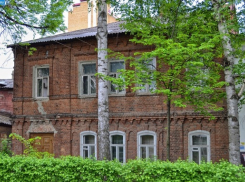 Первый канал отстаивает сохранение исторических зданий в центре Тамбова
