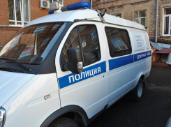 Мичуринец в пылу ссоры кружкой пробил голову своей жене 