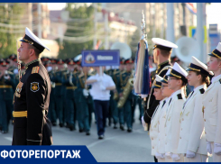 Духовые оркестры прошли по Тамбову марш-парадом. Фоторепортаж