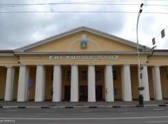 «Гостиный двор», он же ГУМ на Советской продается за 100 млн рублей