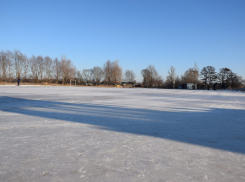В Тамбове каток около парка “Дружба” открыли для массового катания