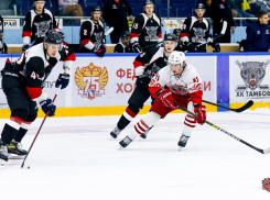 ХК «Тамбов» проиграл второй матч предсезонного турнира 