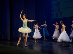 В День местного самоуправления на площади Ленина перекрыли движение