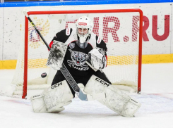 «Металлург» чуть не упустил победу над ХК «Тамбов»