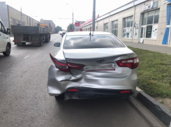 В центре Тамбова в ДТП пострадал маленький ребёнок