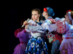 «Я выхожу на сцену в Тамбове и понимаю, я – дома»! Марина Девятова о песнях, счастье и своих «корнях» 