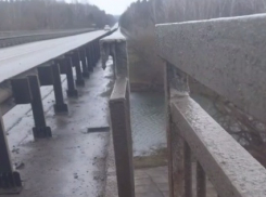 В Кирсановском округе на трассе Тамбов-Пенза поехал мост