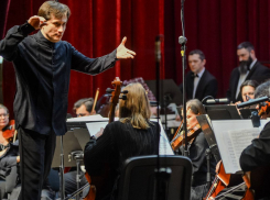 Благотворительный концерт в Тамбове объединил бизнес, власть и горожан в поддержку участников СВО