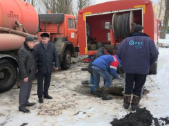В Тамбове в канал реки Цны снова попали канализационные отходы