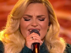 Тамбовчанка Ирина Пронина перевоплотилась в певицу Адель в шоу «Ярче звёзд» на ТНТ