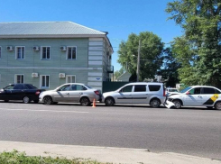 В Тамбове на Карла Маркса столкнулись «гармошкой» 4 машины