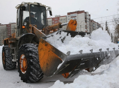 Убрать машины и не мешать уборке снега просят жителей севера Тамбова 