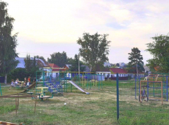 В Покрово-Пригородном на месте детской площадки хотят построить «Магнит»