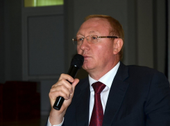 Глава Рассказова провёл урок для школьников