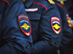 В Тамбове 40-летняя женщина укусила полицейского за ногу