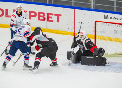 Самарский ЦСК ВВС с футбольным счётом обыграл ХК «Тамбов»