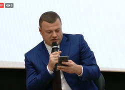 "Урок лидерства" от губернатора Александра Никитина можно посмотреть в прямом эфире