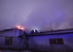 В Тамбове загорелся цех пиломатериалов