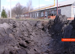 Жители села Селезни под Тамбовом 10 лет не могут добиться нормальной дороги к дому