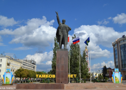 Тамбовчанин предложил снести памятник Ленину и "Тамбовский колхозник"