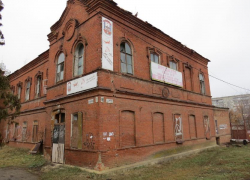 В Тамбове через суд пытаются отремонтировать здание бывшего аэроклуба