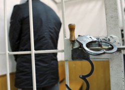 19-летний тамбовчанин получил 7 лет тюрьмы за связь со школьницей