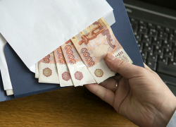 Сотрудник аграрного техникума подозревается в получении взятки