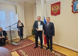 Глава региона наградил грамотами сотрудников «Тамбовской областной сбытовой компании»