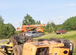 Водитель «Опель Комбо» на трассе «Мичуринск-Липецк» столкнулся с двумя грузовиками