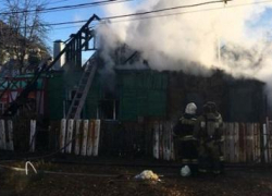 В Тамбове серьезный пожар уничтожил жилой дом 