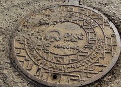 С улиц Тамбова украли 5 канализационных люков