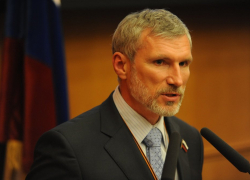 Депутат ГД от Тамбовской области Алексей Журавлёв призвал однопартийцев «записаться добровольцами на Донбасс»