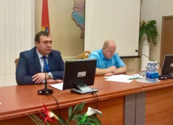 Игорь Кулаков призвал коммунальщиков продуть внутридомовые трубы