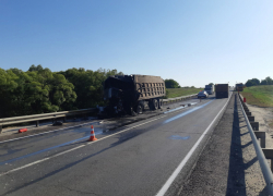 Под Тамбовом при столкновении большегрузов погиб водитель
