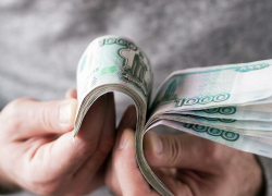 «Высокопоставленный сотрудник» заполучил у 86-летнего пенсионера почти 3 миллиона рублей