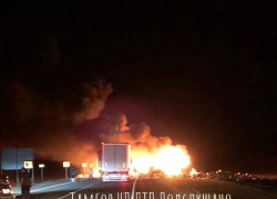 В Жердевском районе столкнулись и загорелись два грузовика: один из водителей погиб