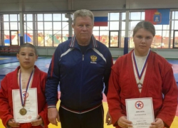 Тамбовские самбисты завоевали бронзовые медали на Первенстве ЦФО