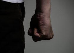 В Первомайском районе сын до смерти забил отца кулаками