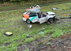 Водитель «Volkswagen Polo» сбил световую опору в Тамбовском районе и упал в кювет