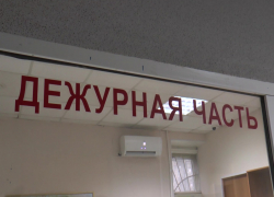 Подарок на 8 марта: в Рассказово парень повредил машину своей девушки