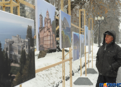 Возможность побывать в Крыму подарила жителям города выставка в сквере Петрова 