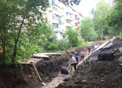 Улица Шлихтера Тамбова перекопана из-за ремонта квартальных сетей