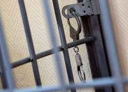 22-летнего таксиста осудили за вооруженное нападение на пассажира