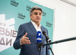 «Новые люди» стали третьей по популярности партией в стране. Как им это удалось?