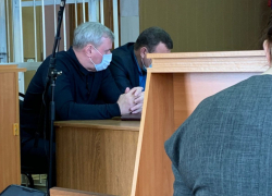 Бывший мэр Тамбова Александр Бобров вновь оказался на скамье подсудимых