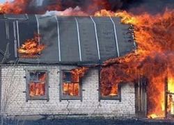 В Петровском районе сгорел дом