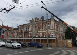 Дом Венедиктова в центре Тамбова начали укрывать кровлей