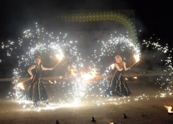 Липецкие фаерщики устроят новогоднее огненное шоу в Тамбове