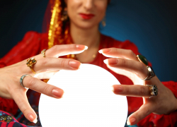 “Ясновидящая” из Сосновки обманула москвичку на 5 тысяч рублей